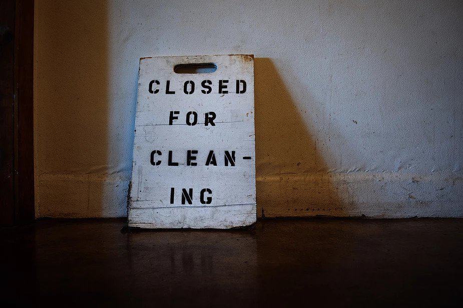 Closed-for-Cleaning