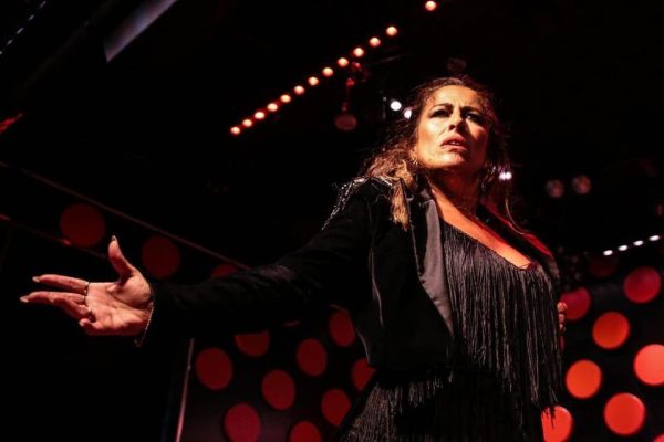 Barcelona: Tapas and Flamenco Experience